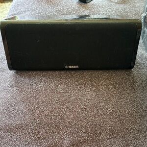 Yamaha Sleek Black Speaker